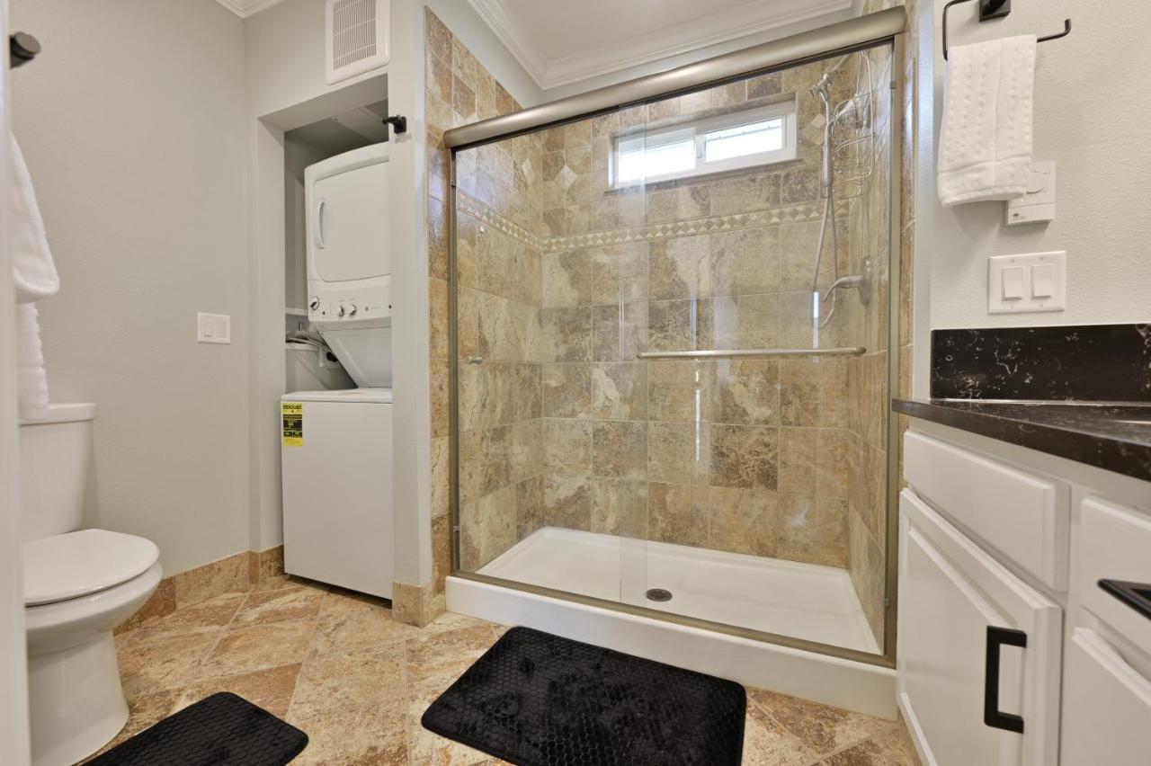 Modern Upstairs Loft - Newly Renovated! Salem Exterior foto