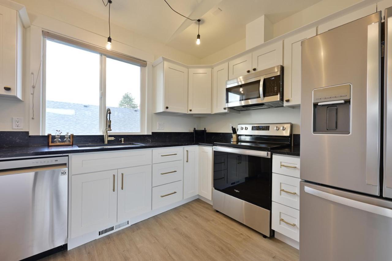 Modern Upstairs Loft - Newly Renovated! Salem Exterior foto
