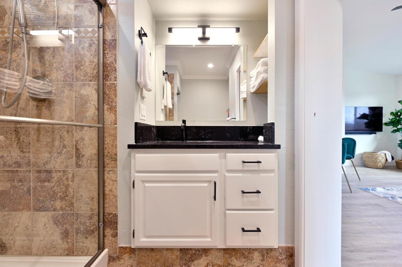 Modern Upstairs Loft - Newly Renovated! Salem Exterior foto